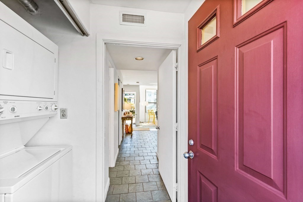 91 Governor Winthrop Road, Unit 91 Somerville, MA 02145 - Photo 16 of 22 Gallery Image 16