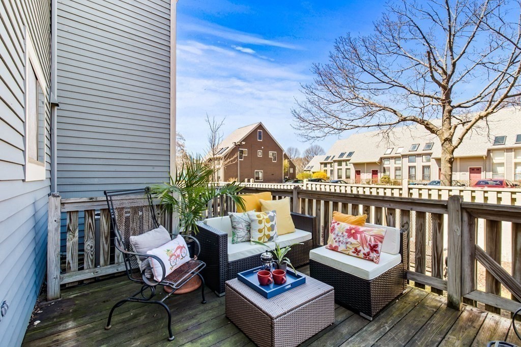 91 Governor Winthrop Road, Unit 91 Somerville, MA 02145 - Photo 17 of 22 Gallery Image 17
