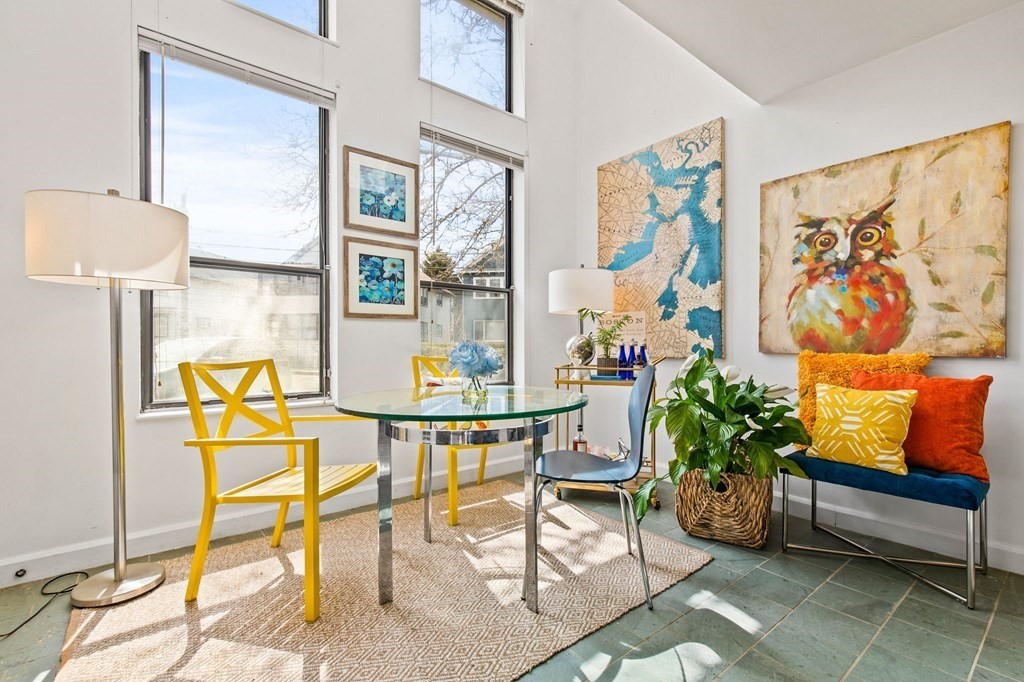 91 Governor Winthrop Road, Unit 91 Somerville, MA 02145 - Photo 4 of 22 Gallery Image 4