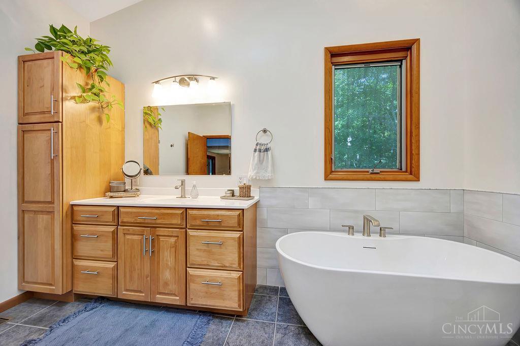 5575 Stillwell Road Oxford, OH 45056 - Photo 28 of 44 Gallery Image 28