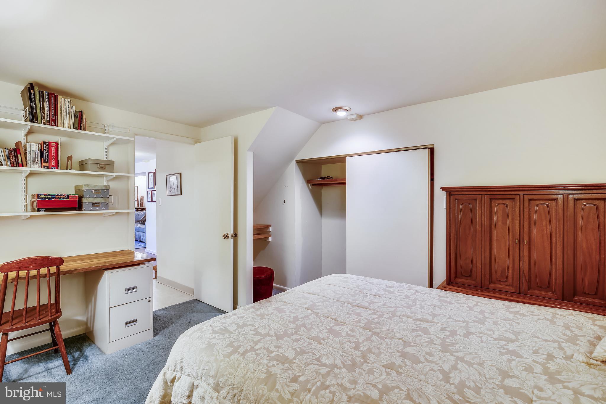 180 Fleetwood Terrace Silver Spring, MD 20910 - Photo 22 of 28 Lower Level Den 2