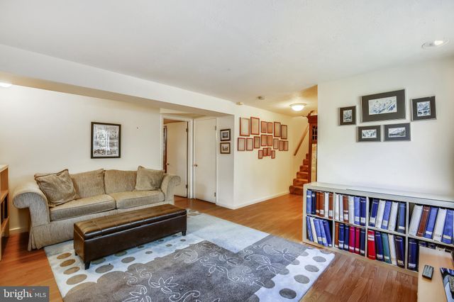 $609,828 | 180 Fleetwood Terrace, Silver Spring, MD 20910