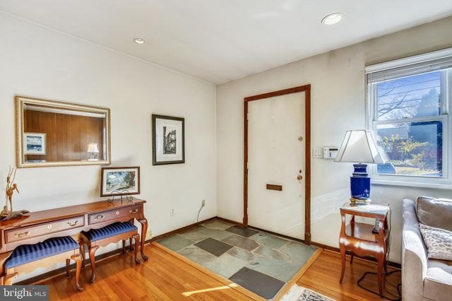 $609,828 | 180 Fleetwood Terrace, Silver Spring, MD 20910