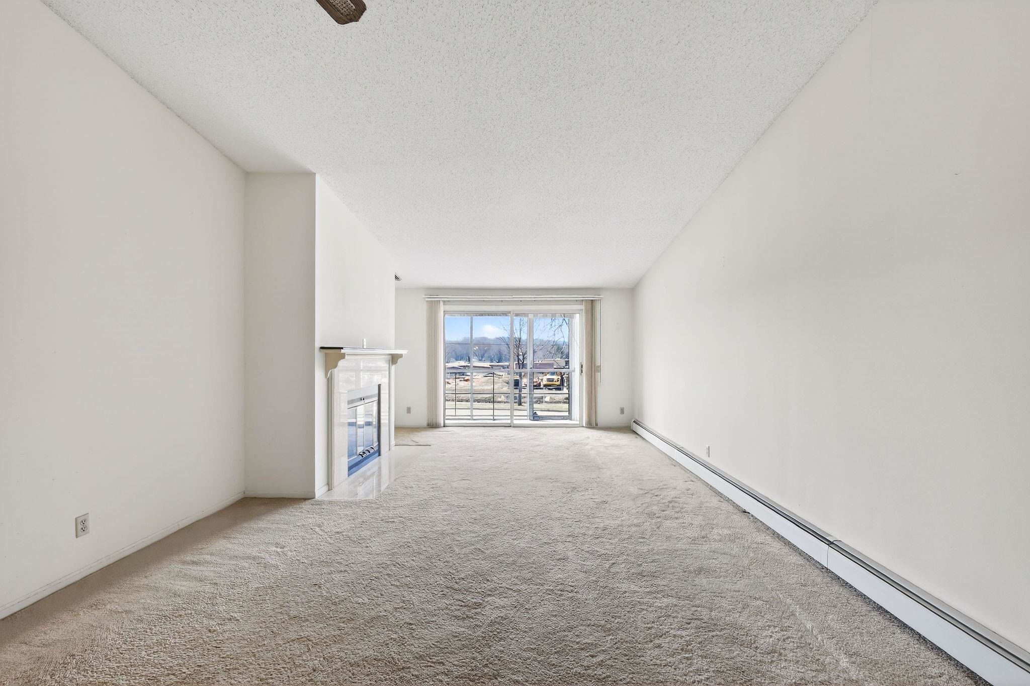 1506 Wheeler Road, Unit H Madison, WI 53704 - Photo 4 of 43