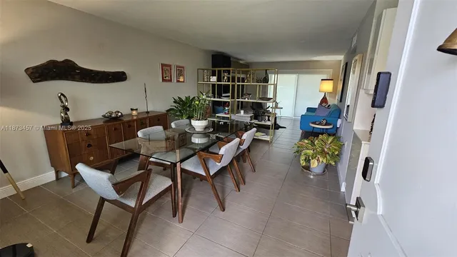 $319,900 | 1631 Northeast 114th Street, Unit 109, Miami, FL 33181