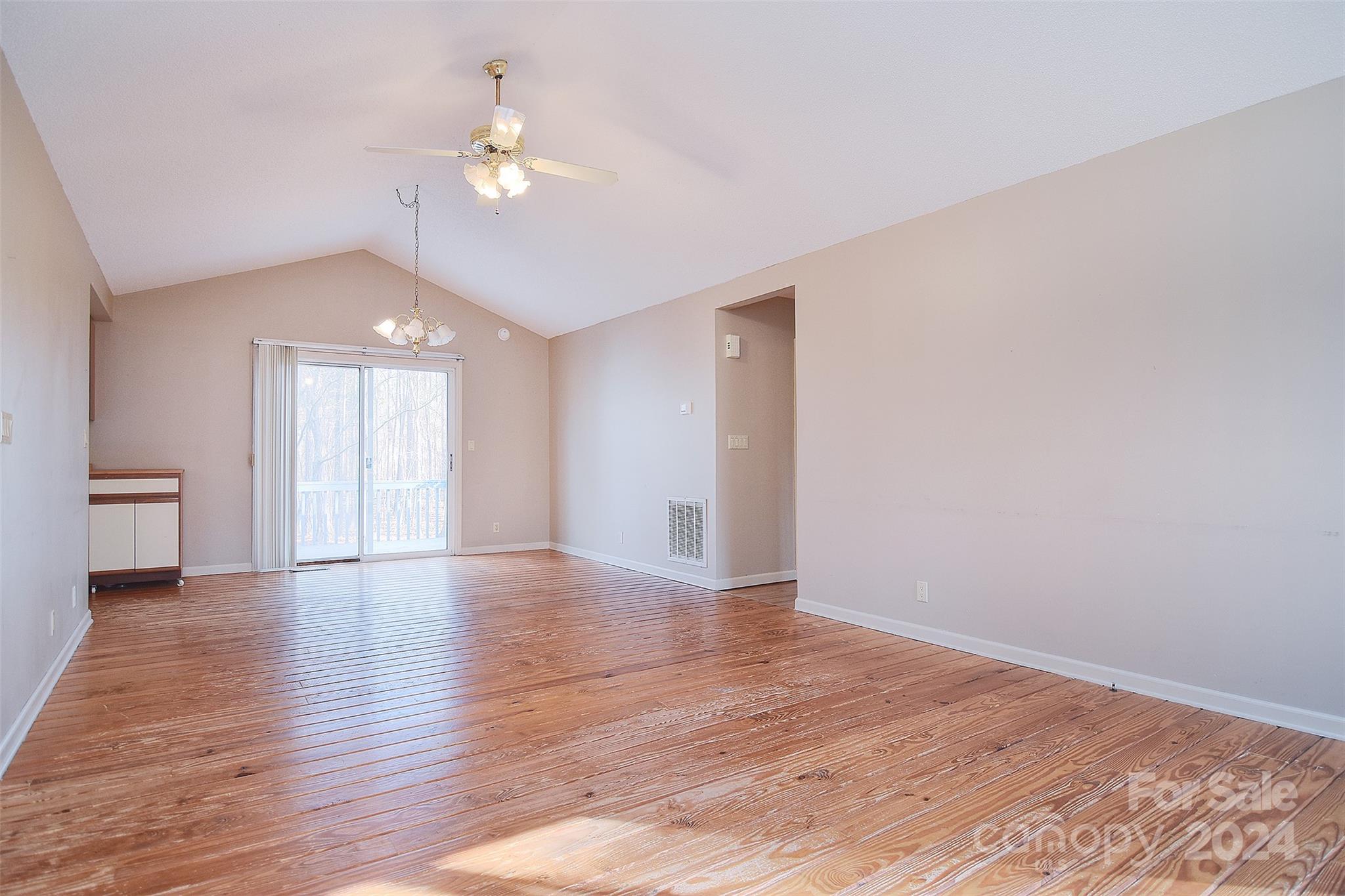 7401 Davis Road Waxhaw, NC 28173 - Photo 8 of 28 Gallery Image 8