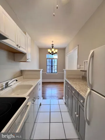 $1,150 | 1305 North Broom Street, Unit 413, Wilmington, DE 19806