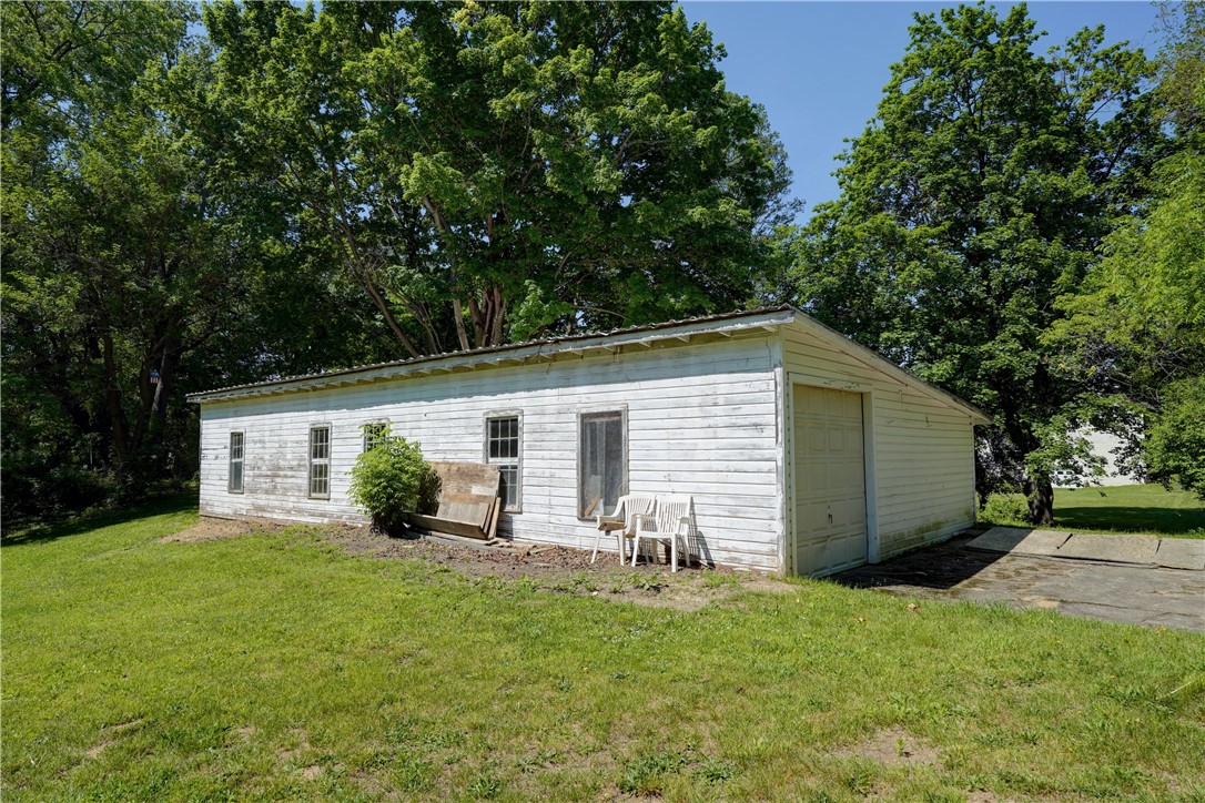 610 Webster Road Webster, NY 14580 - Photo 7 of 28