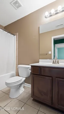 $1,800 | 137 Cavalier Drive, Jacksonville, NC 28546