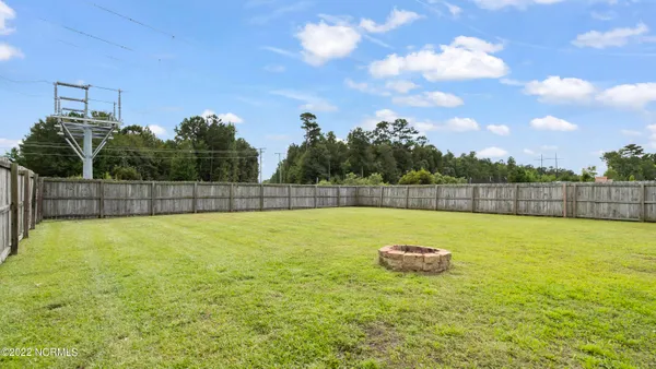 $1,800 | 137 Cavalier Drive, Jacksonville, NC 28546