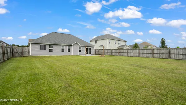 $1,800 | 137 Cavalier Drive, Jacksonville, NC 28546