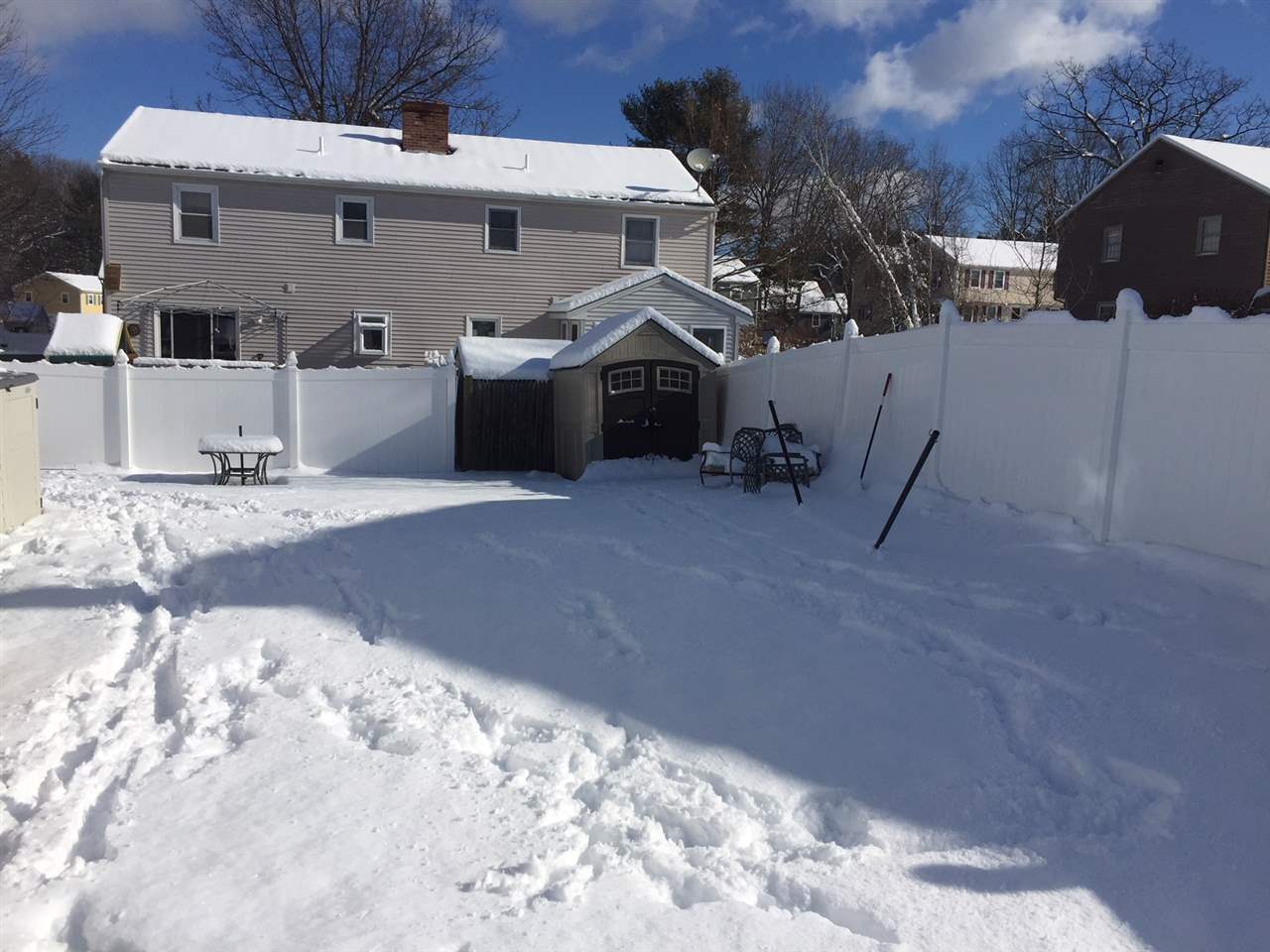 4 Tiger Tail Circle, Unit R Derry, NH 03038 - Photo 2 of 12
