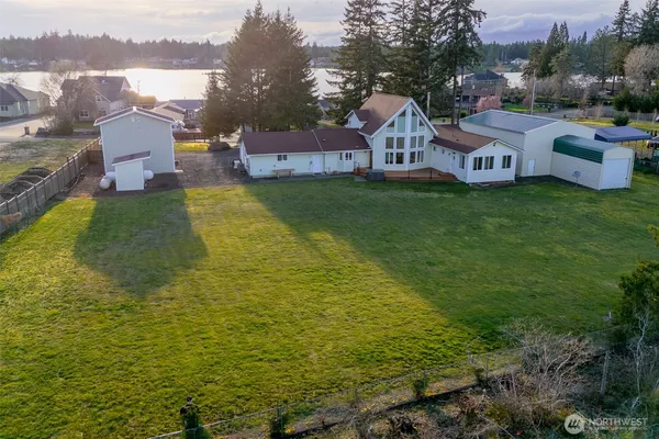 $848,000 | 1911 East Island Lake Drive, Shelton, WA 98584