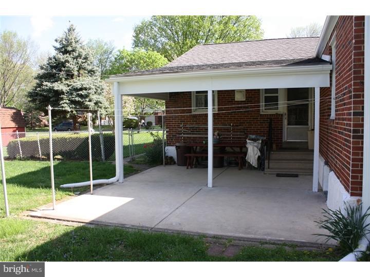 1018 Edann Road Oreland, PA 19075 - Photo 4 of 19 Patio