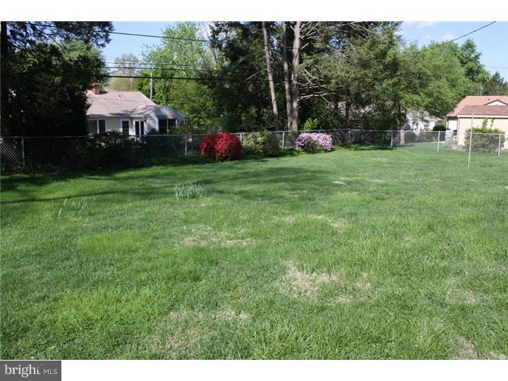 1018 Edann Road Oreland, PA 19075 - Photo 6 of 19 Back Yard