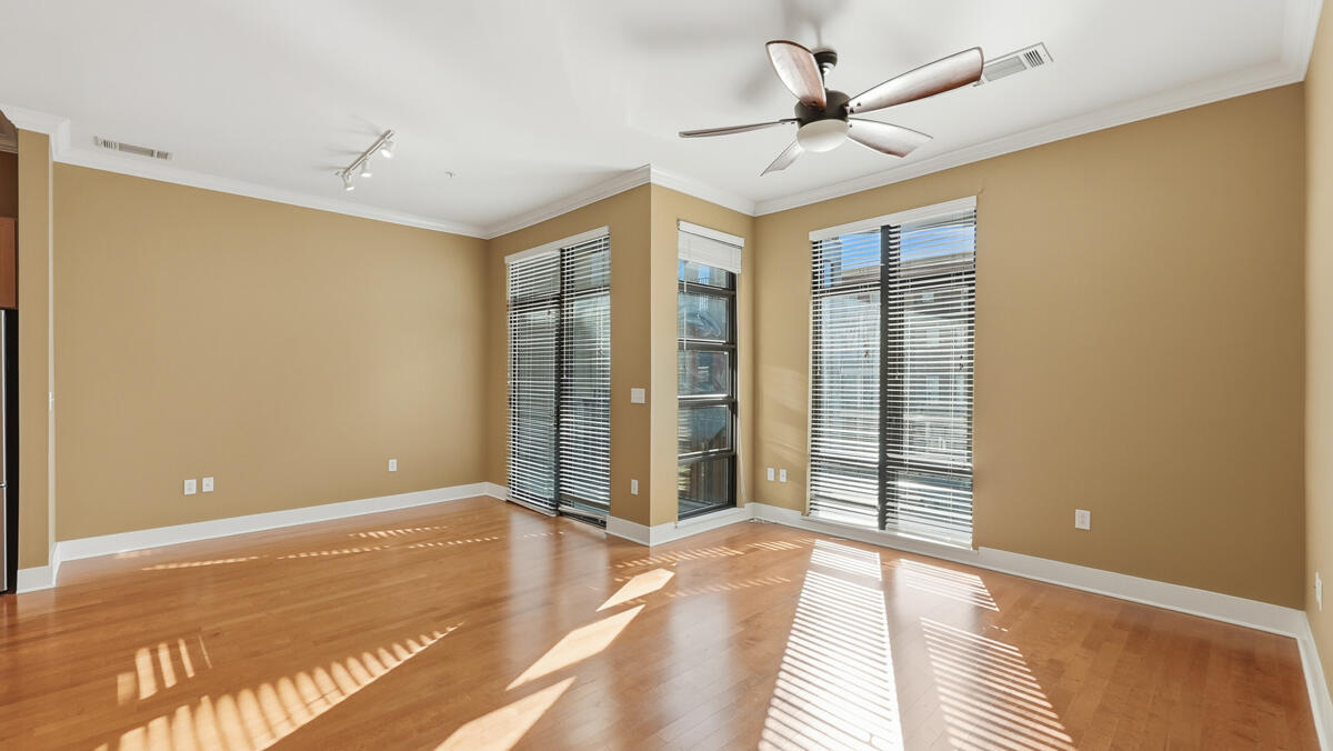 129 Walnut Street, Unit 214 Chattanooga, TN 37403 - Photo 5 of 32 3_129 walnut st-3