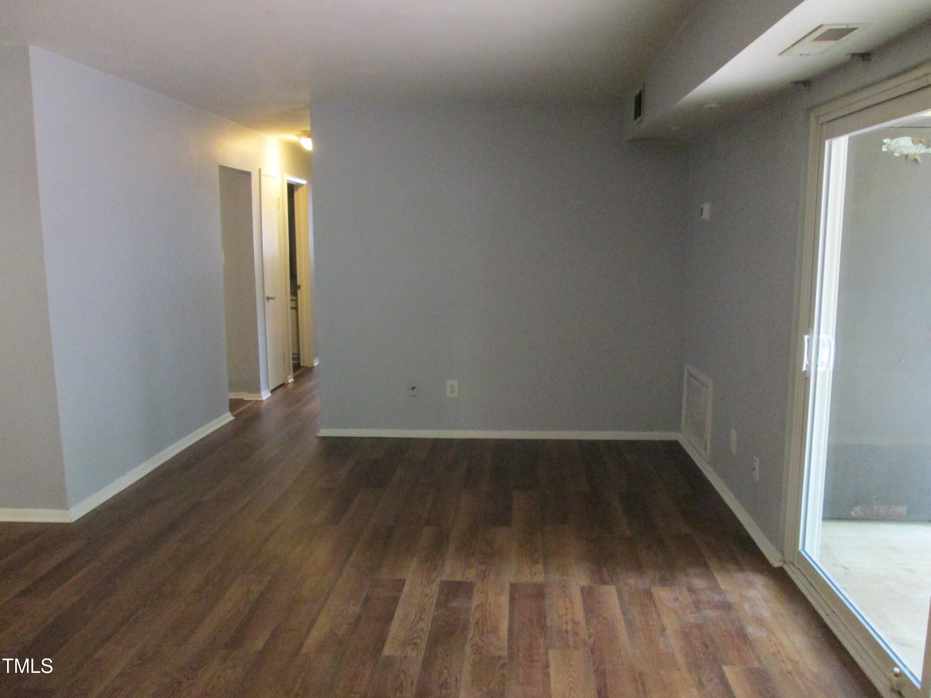 1130 Schaub Drive, Unit E Raleigh, NC 27606 - Photo 9 of 34 IMG_3093