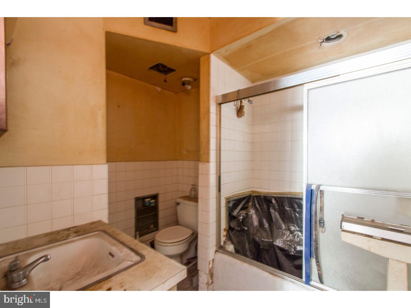1832 Addison Street Philadelphia, PA 19146 - Photo 16 of 24 Gallery Image 16