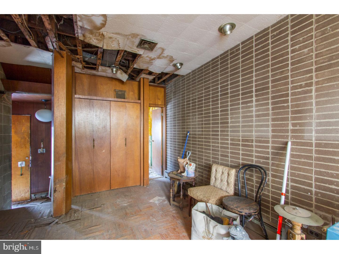 1832 Addison Street Philadelphia, PA 19146 - Photo 3 of 24 Gallery Image 3