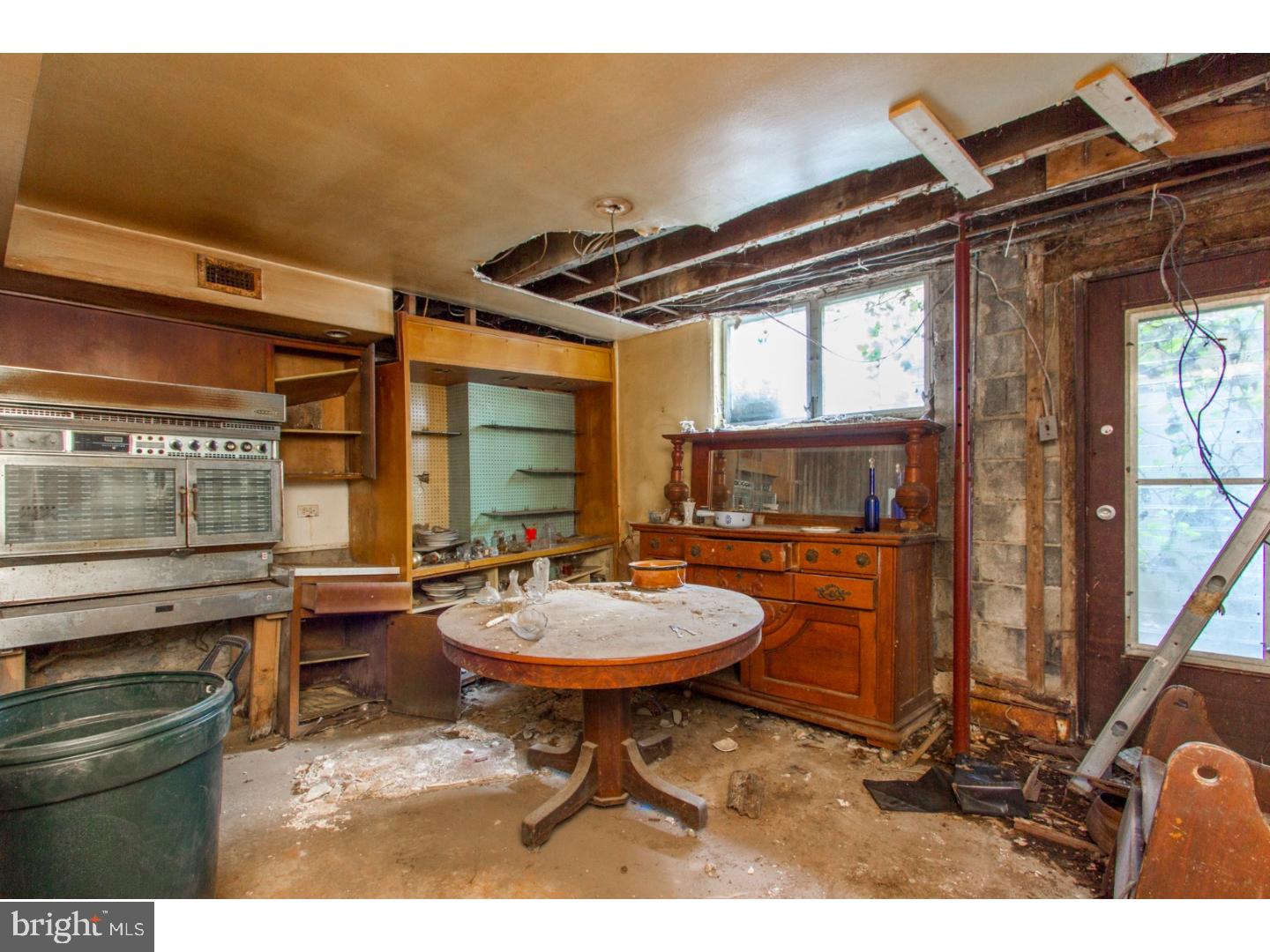 1832 Addison Street Philadelphia, PA 19146 - Photo 4 of 24 Gallery Image 4