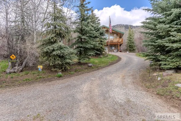 $686,000 | 3889 Lake Breeze Drive, Island Park, ID 83429