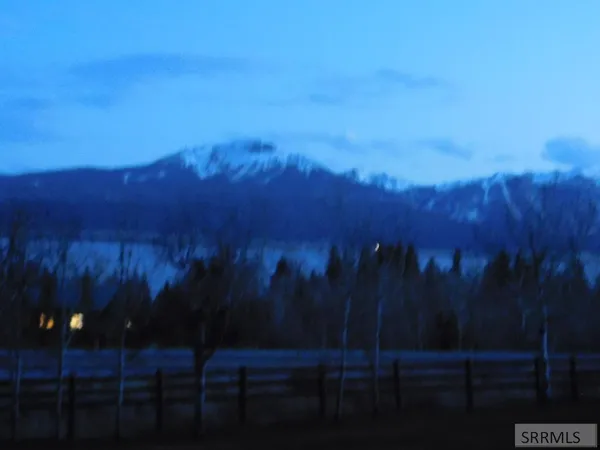 $686,000 | 3889 Lake Breeze Drive, Island Park, ID 83429