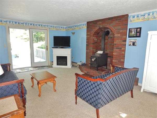 13 Longhill Road Franklin, MA 02038 - Photo 16 of 29 Gallery Image 16