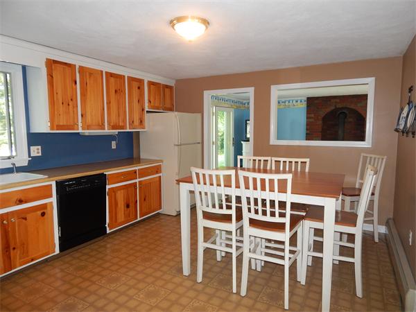 13 Longhill Road Franklin, MA 02038 - Photo 9 of 29 Gallery Image 9