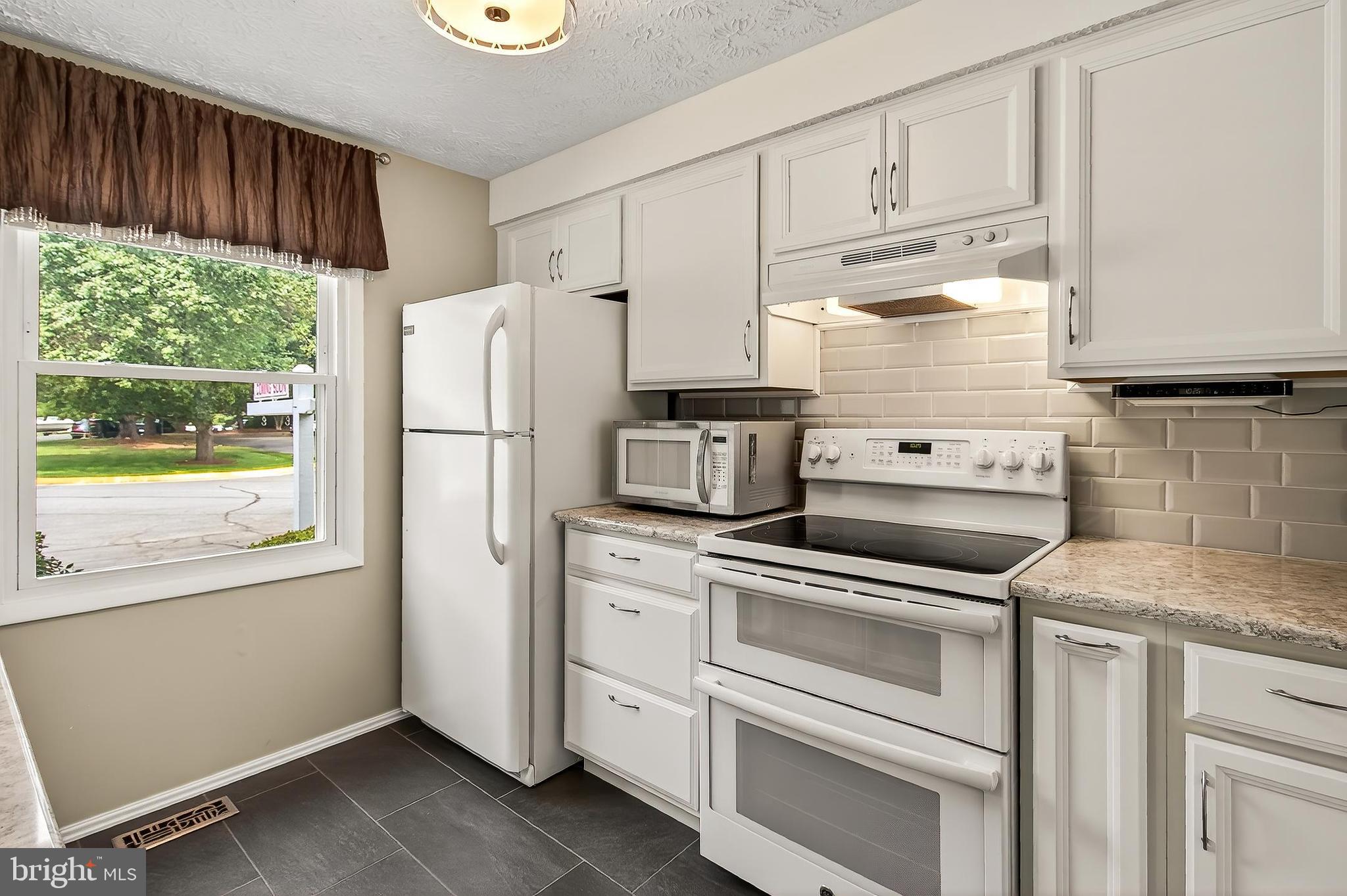 8353 Bark Tree Court Springfield, VA 22153 - Photo 16 of 32 Updated Kitchen