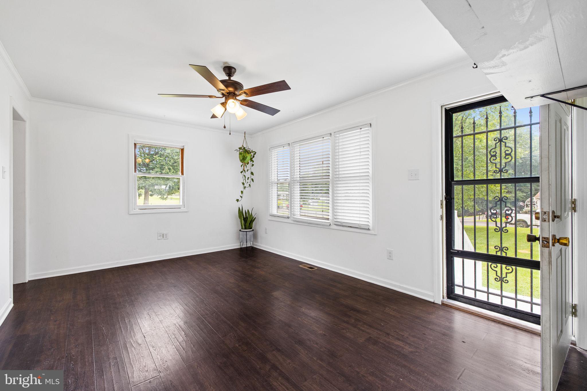 1429 Forest Ridge Drive King George, VA 22485 - Photo 9 of 19 Gallery Image 9