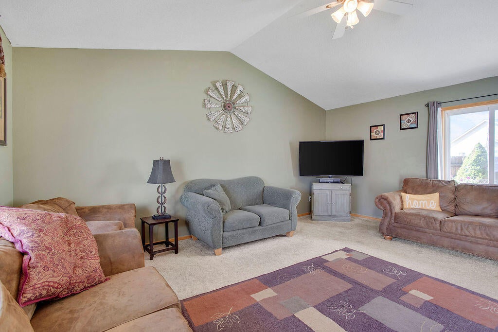 393 Center Ridge Drive Culver, OR 97734 - Photo 10 of 36 mmayphoto-2046-mmayphoto-2052