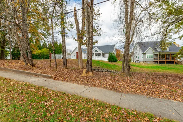 $600,000 | 232 East Tennant Circle, Chickamauga, GA 30707