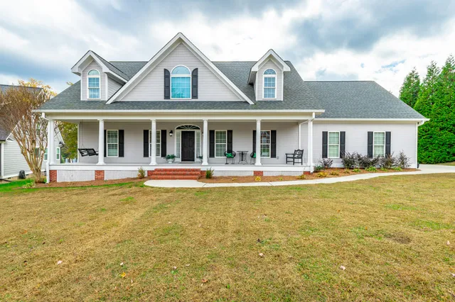 $600,000 | 232 East Tennant Circle, Chickamauga, GA 30707