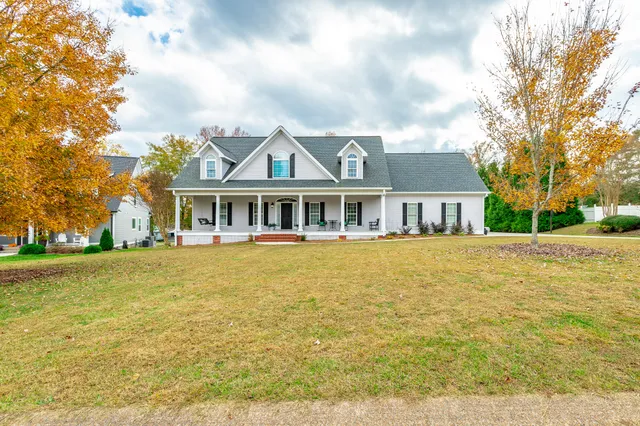 $600,000 | 232 East Tennant Circle, Chickamauga, GA 30707