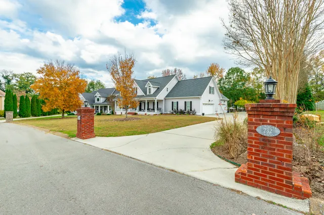 $600,000 | 232 East Tennant Circle, Chickamauga, GA 30707