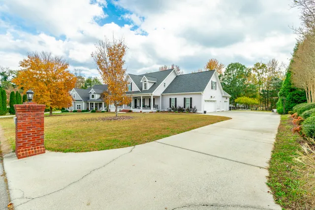 $600,000 | 232 East Tennant Circle, Chickamauga, GA 30707