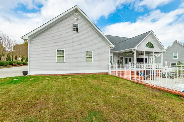 $600,000 | 232 East Tennant Circle, Chickamauga, GA 30707