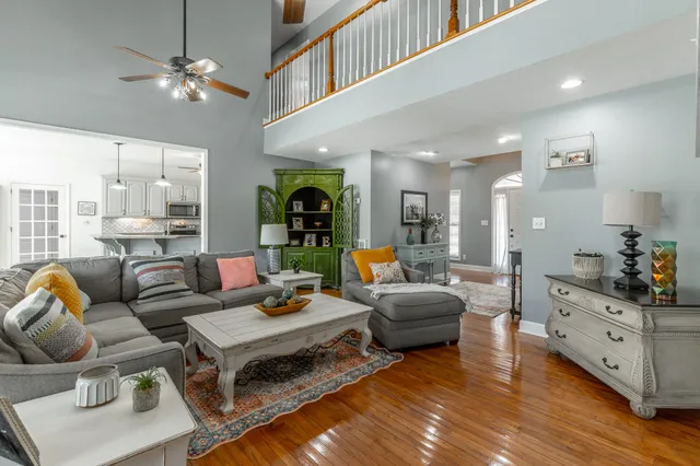 $600,000 | 232 East Tennant Circle, Chickamauga, GA 30707