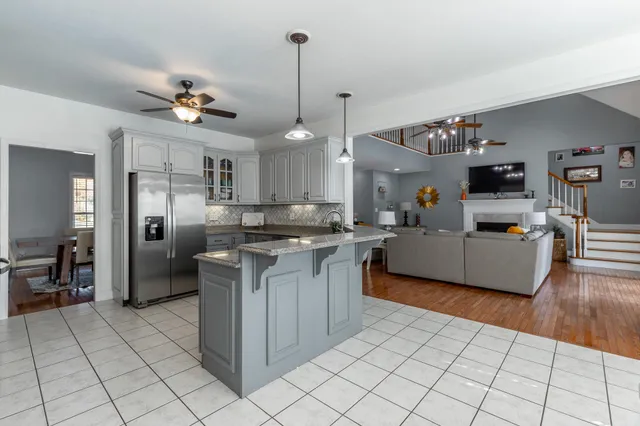 $600,000 | 232 East Tennant Circle, Chickamauga, GA 30707