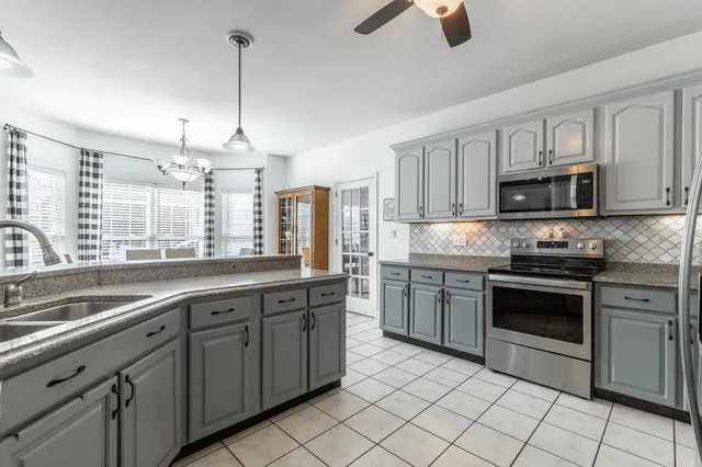 $600,000 | 232 East Tennant Circle, Chickamauga, GA 30707