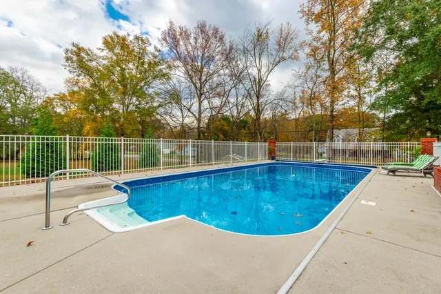 $600,000 | 232 East Tennant Circle, Chickamauga, GA 30707