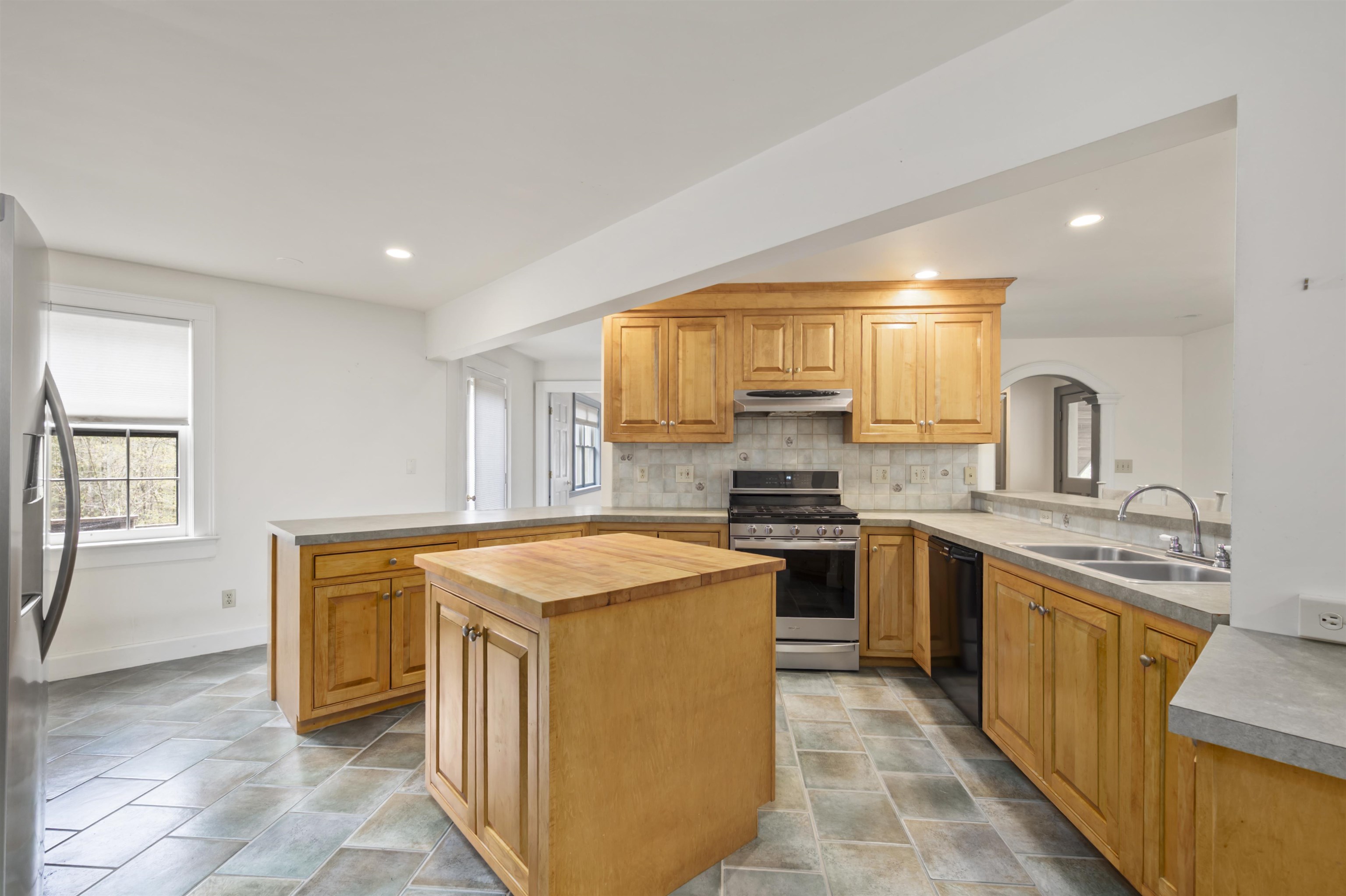 83-1 Stage Road Sanbornton, NH 03269 - Photo 21 of 41