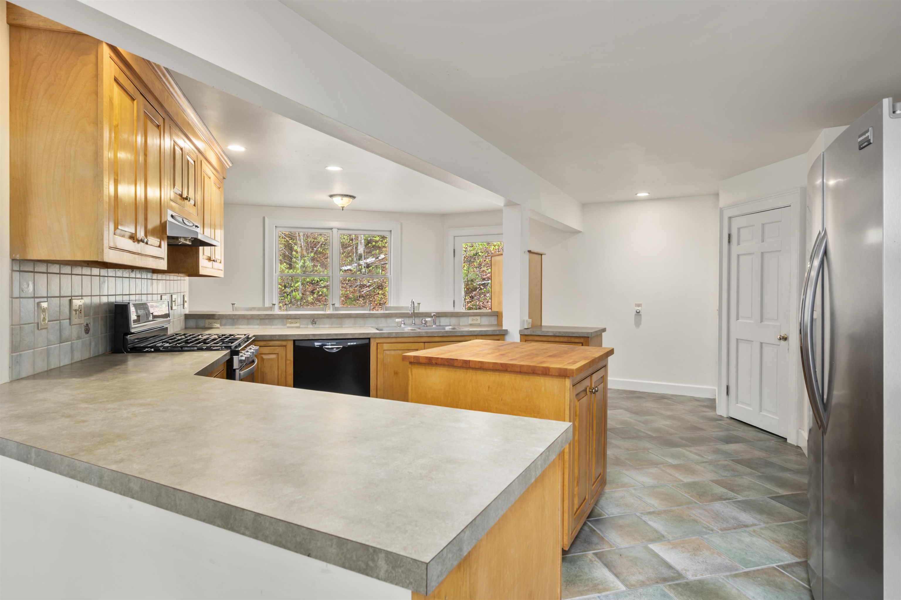 83-1 Stage Road Sanbornton, NH 03269 - Photo 23 of 41