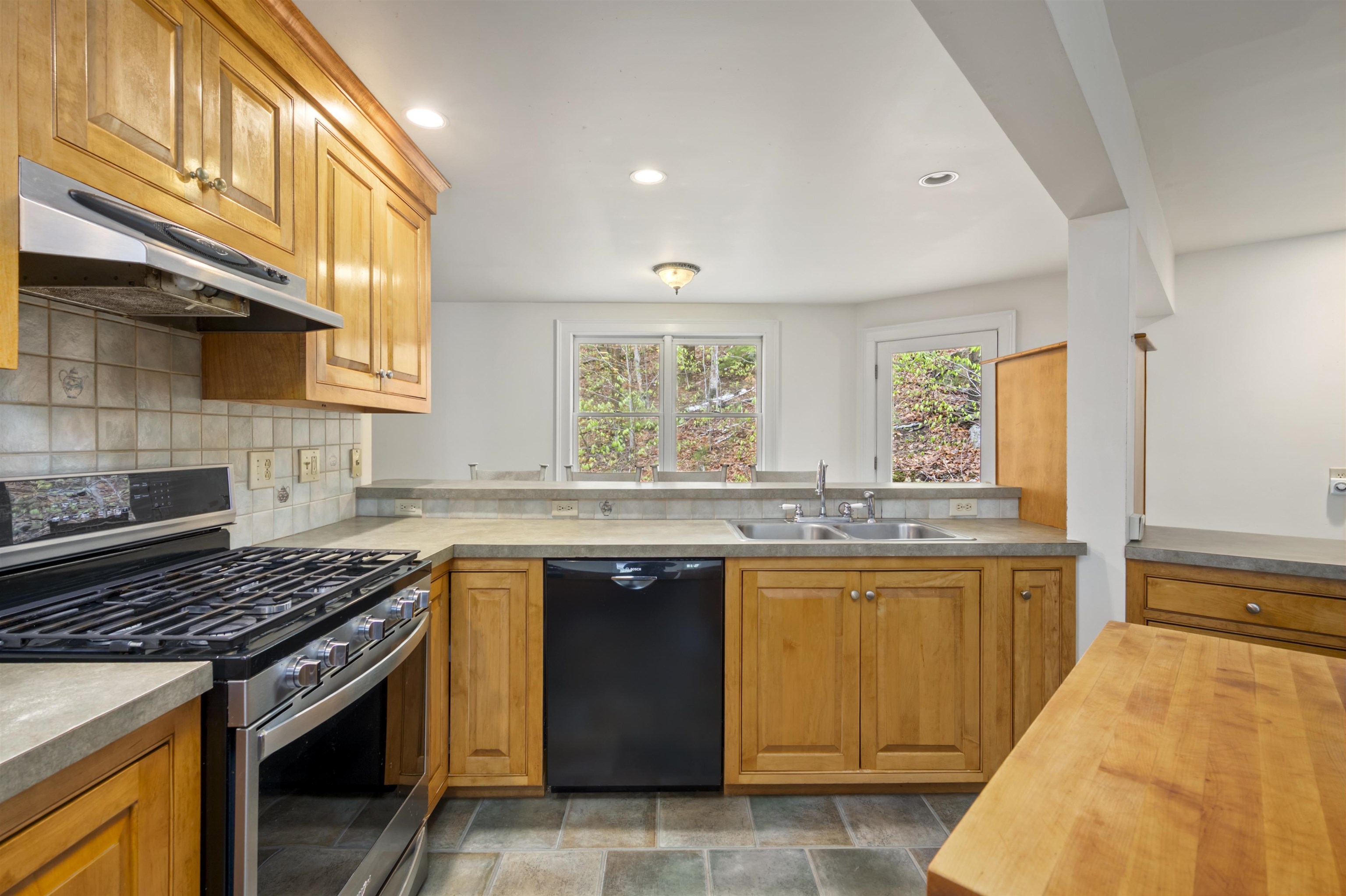 83-1 Stage Road Sanbornton, NH 03269 - Photo 24 of 41