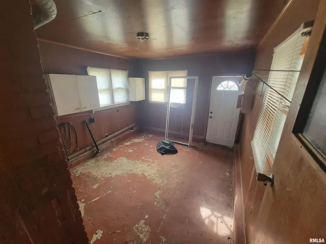 $24,900 | 306 Vogel Avenue, Dowell, IL 62832