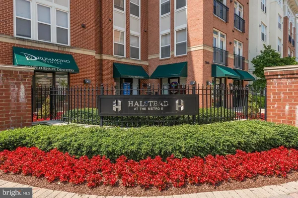 $365,000 | 2655 Prosperity Avenue, Unit 310, Fairfax, VA 22031