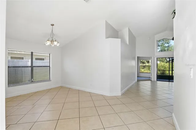 $400,000 | 245 Lakebreeze Circle, Lake Mary, FL 32746