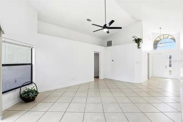 $400,000 | 245 Lakebreeze Circle, Lake Mary, FL 32746