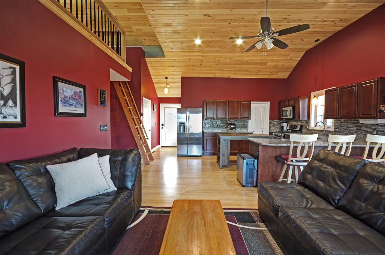 13 Hovey Road Londonderry, NH 03053 - Photo 11 of 30 Gallery Image 11