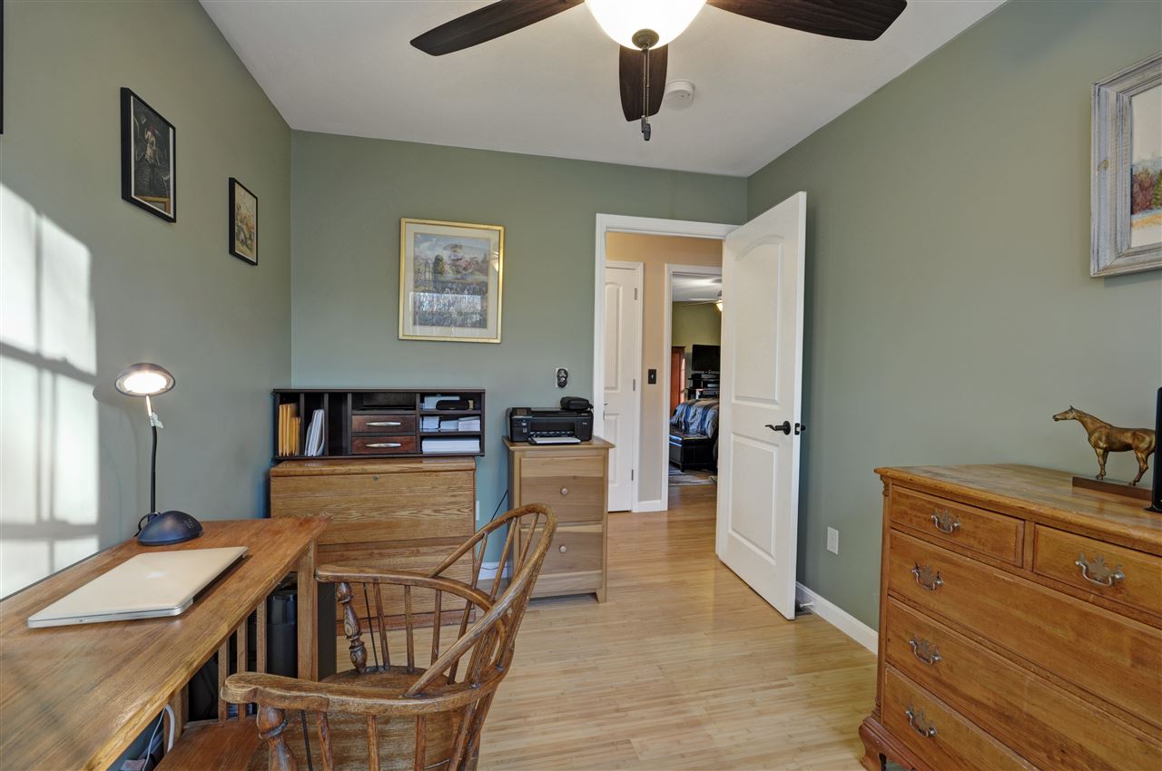 13 Hovey Road Londonderry, NH 03053 - Photo 24 of 30 Gallery Image 24